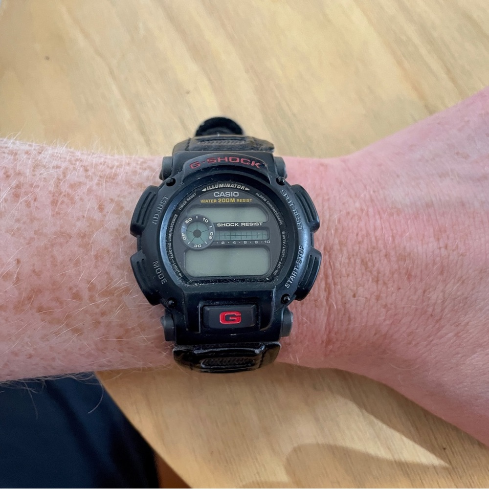 Black & Red G-Shock watch in great condition, but needing a battery($5)